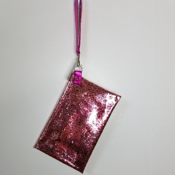 LAST CALL! Glitter Filled Wristlet with Pouch - Picture 4 of 4